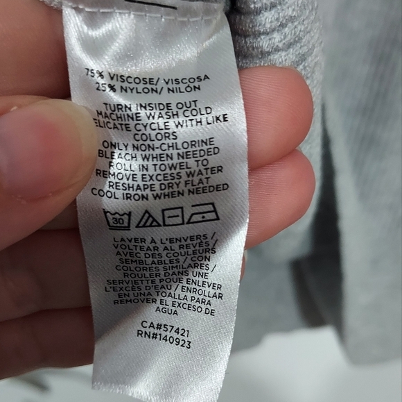 Loft Light Gray Long Sleeve Button Trim Sweater in Size XXL - Picture 10 of 12